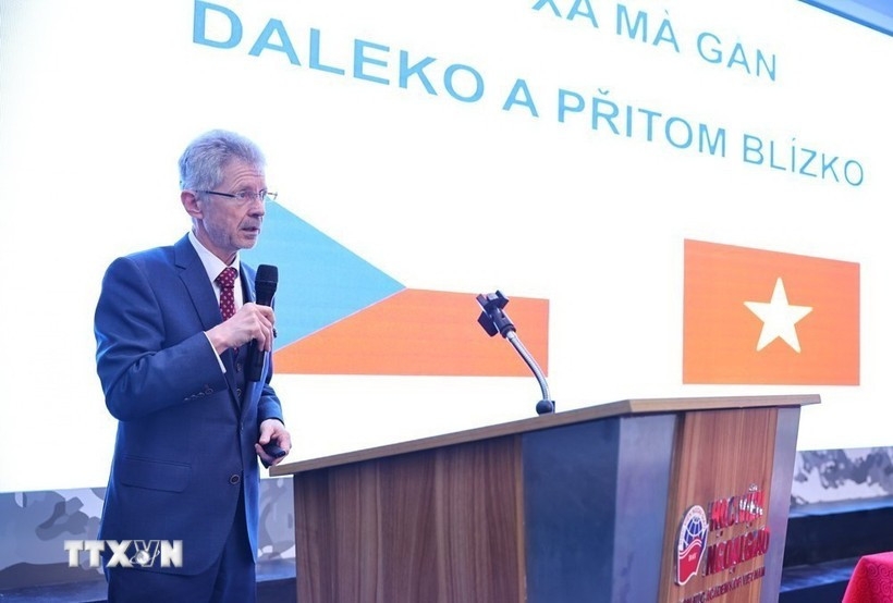 czech senate president underscores strategic education links with vietnam picture 1