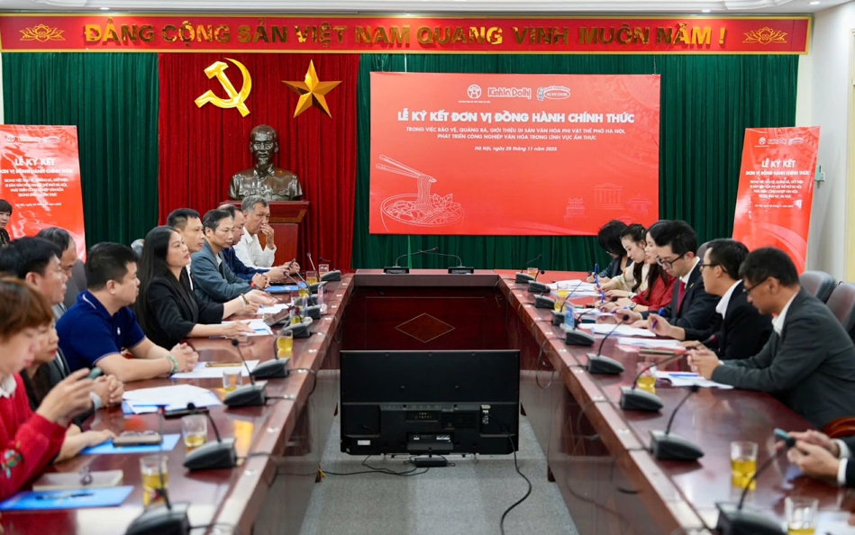 ky ket hop tac bao ve va quang ba am thuc ha noi - di san pho hinh anh 3