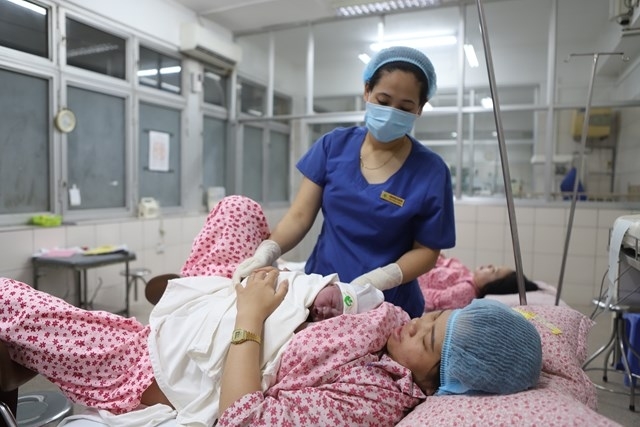 thuong khuyen khich sinh con co the keo ty le sinh tang len hinh anh 1