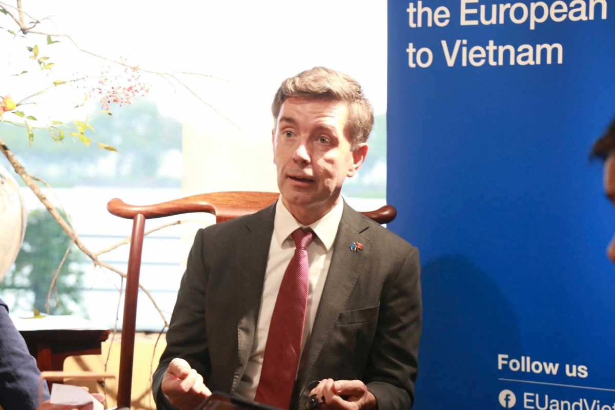 european union expects to soon upgrade relations with vietnam picture 1