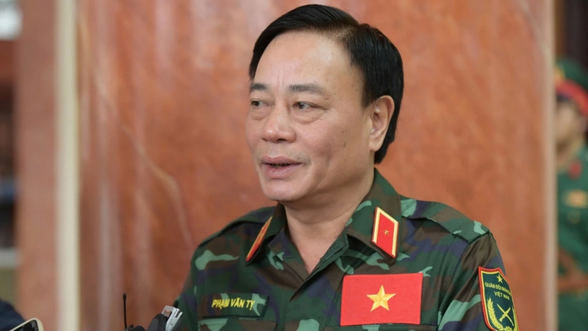  luc luong quan doi se bam tru, lam nhiem vu cho den khi nguoi dan on dinh hinh anh 1