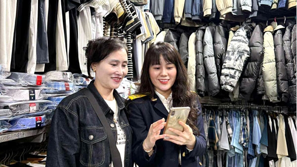 thue tp.hcm ra mat nen tang so ho tro ho kinh doanh hinh anh 2