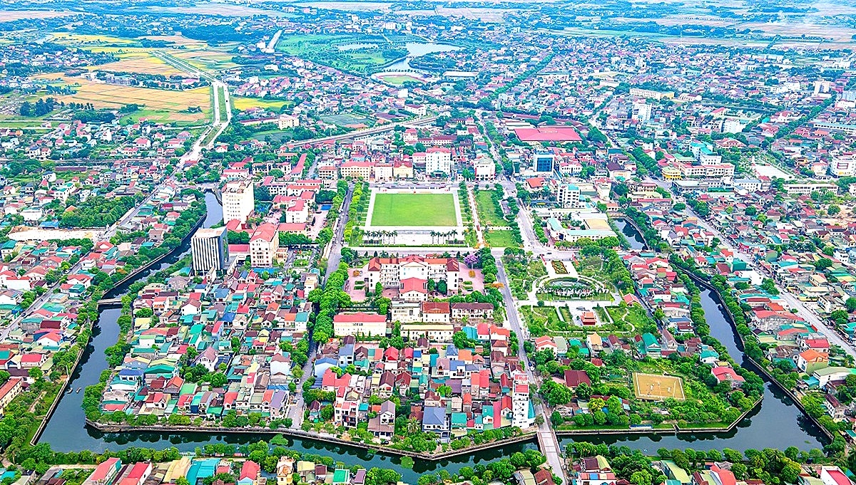 Hà Tĩnh: Đăng ký công trình, phần việc thi đua mừng Đại hội XIV của Đảng