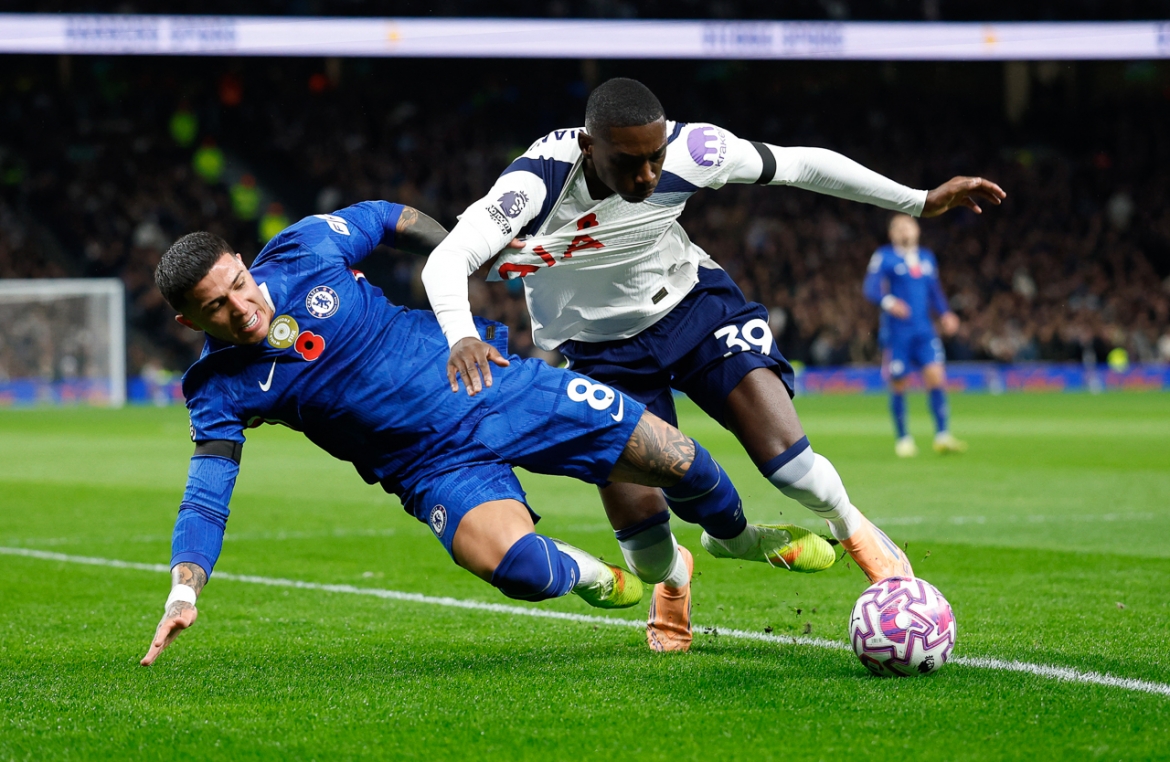 ket qua ngoai hang anh hom nay 2 11 chelsea thang nhoc tren san khach hinh anh 25