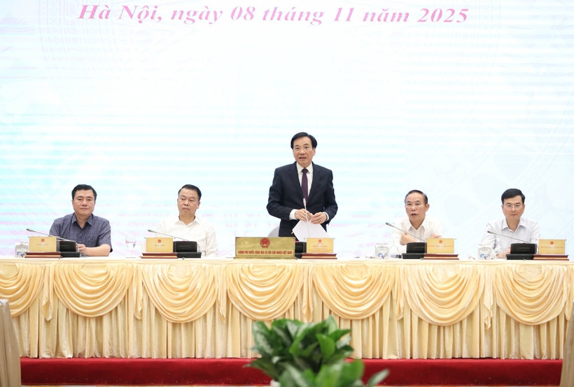 vietnam to be among countries with highest growth in 2025 press conference picture 1