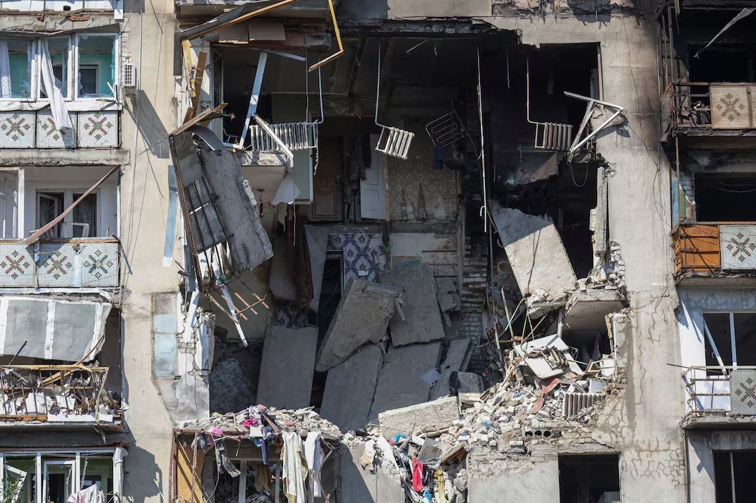 Moscow tấn công UAV quy mô lớn, Ukraine nhắm vào kho dầu Nga trên Biển Đen