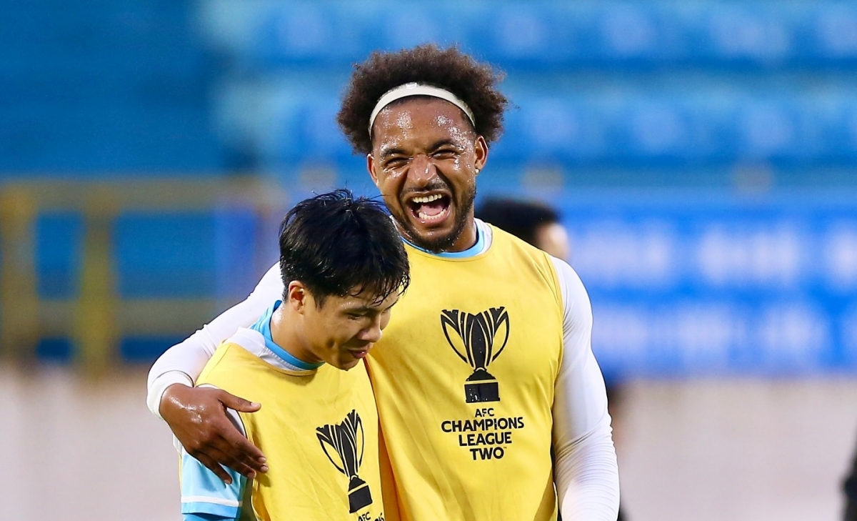 Xuân Son có thể tái xuất ở vòng 12 V-League 2025/2026 nếu như được Nam Định đăng ký ở giai đoạn 2.