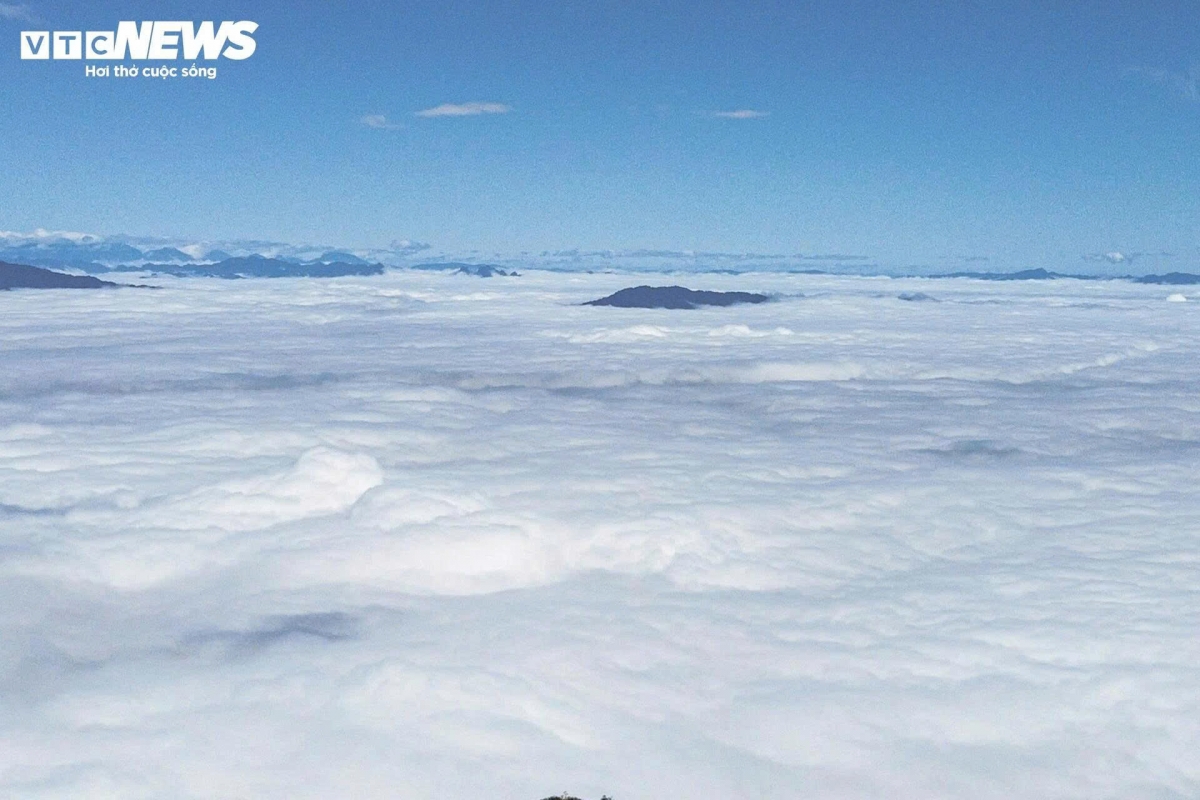 cloud hunting in y ty - an unforgettable early winter adventure picture 5
