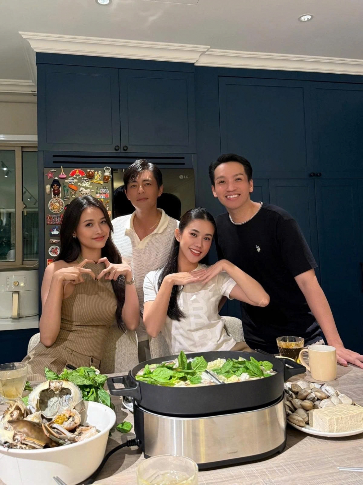 sao viet 10 11 Do thi ha va chong trao nhau loi the nguyen hinh anh 5
