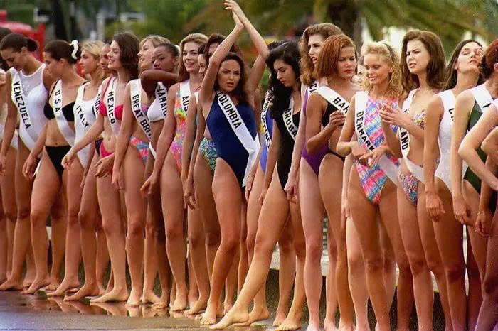 17 be boi lon nhat trong lich su miss universe hinh anh 3
