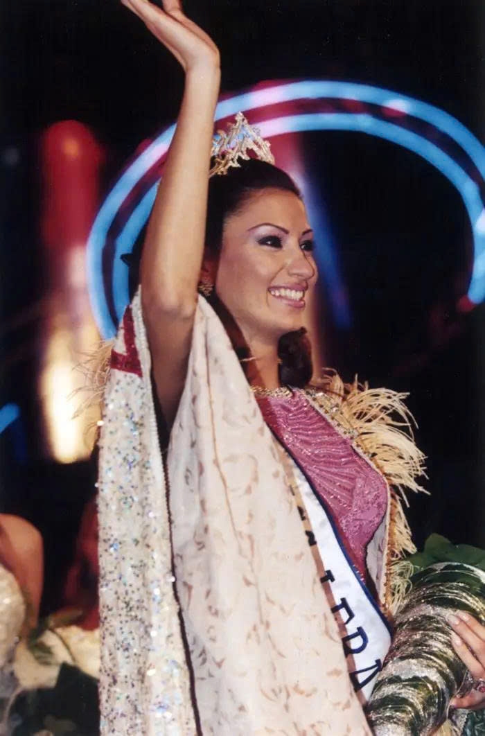 17 be boi lon nhat trong lich su miss universe hinh anh 5