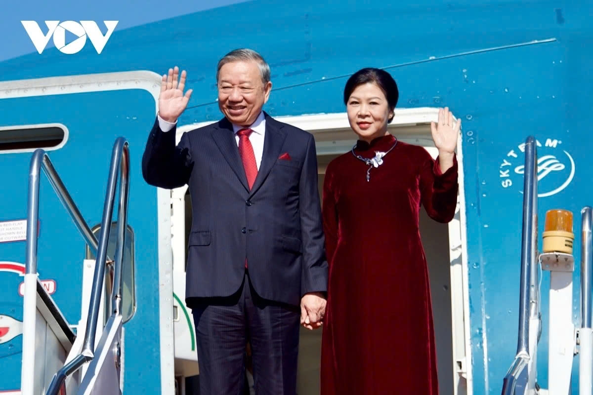 snapshots from party general secretary to lam s state visit to laos picture 1