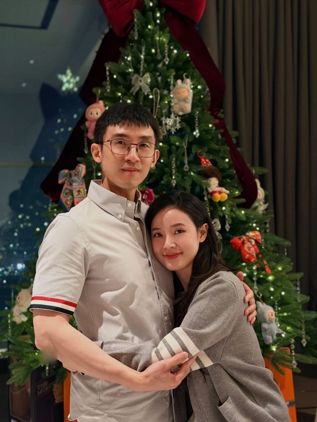 sao viet 27 12 midu don giang sinh ngot ngao ben chong doanh nhan hinh anh 1