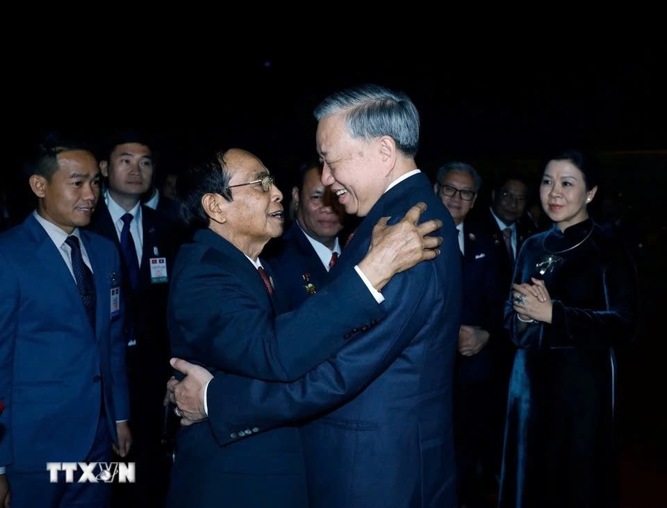 snapshots from party general secretary to lam s state visit to laos picture 16