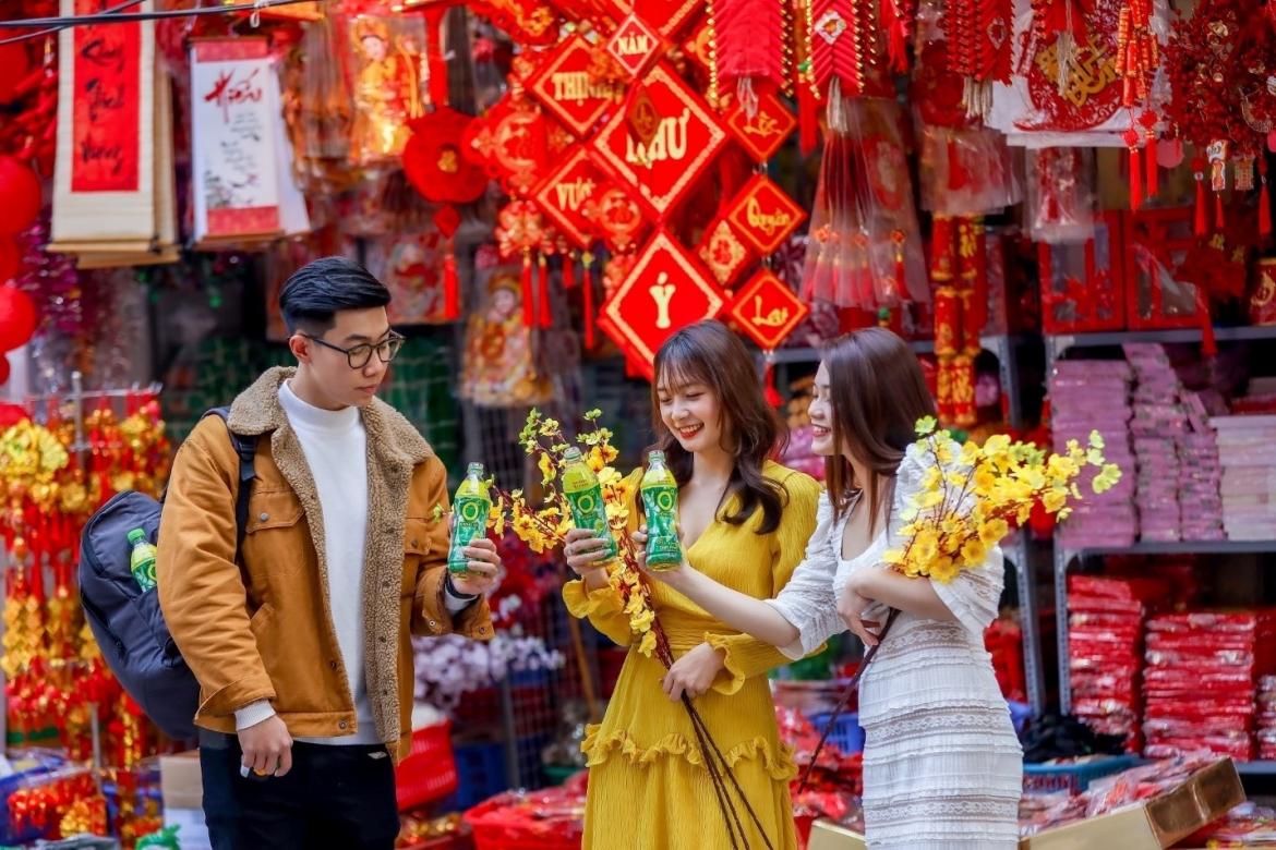  don long don tet khi nguoi tre hoc cach gac lai lo au de buoc vao nam moi hinh anh 1