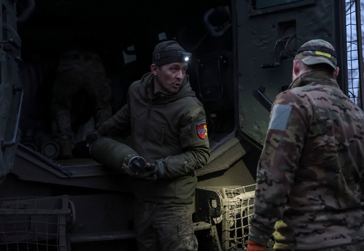 Ukraine tiếp tục phòng thủ, tuyên bố giành lại một phần Pokrovsk