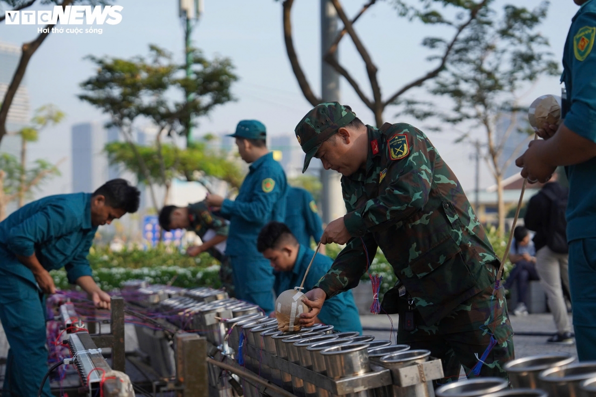 hcm city fireworks sites ready for new year 2026 launch picture 3