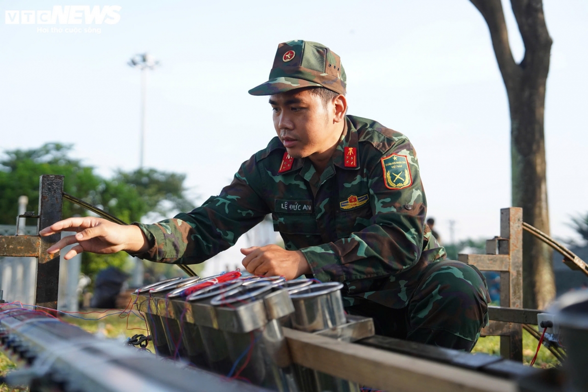 hcm city fireworks sites ready for new year 2026 launch picture 5