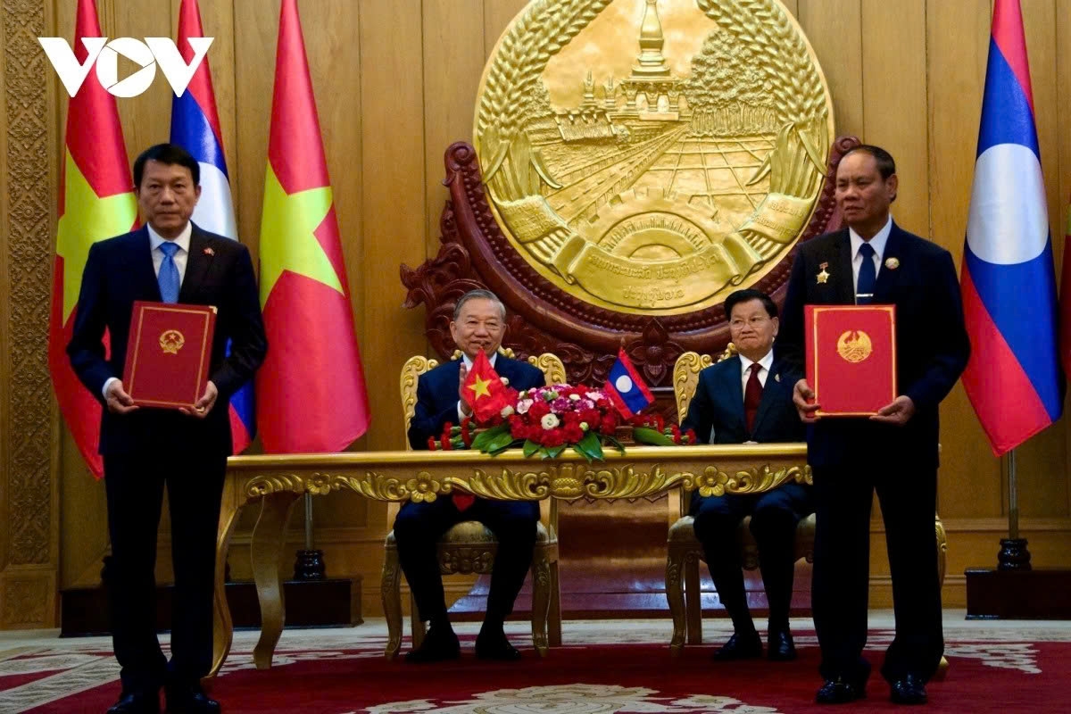 snapshots from party general secretary to lam s state visit to laos picture 5