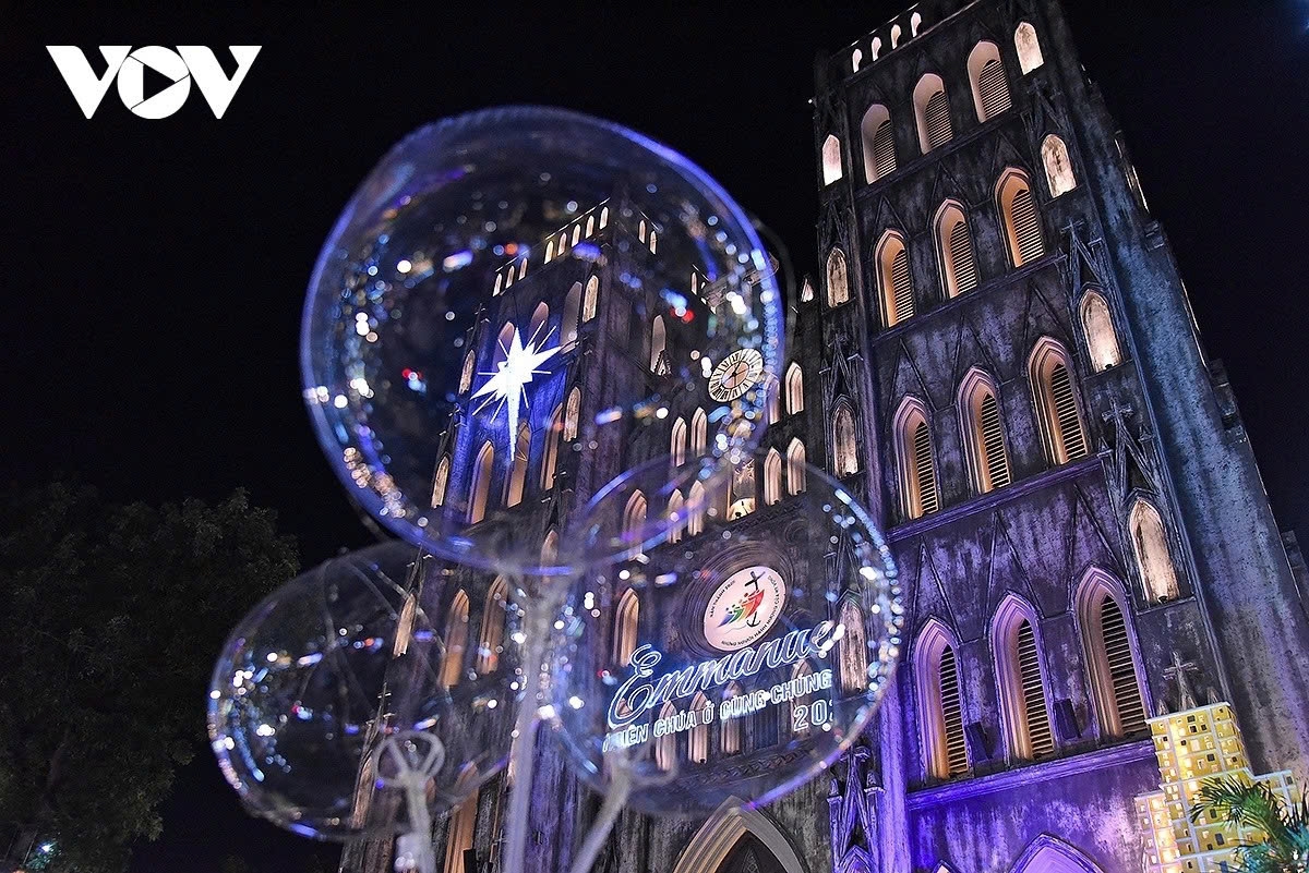 hanoi s st. joseph s cathedral glows ahead of christmas 2025 picture 6