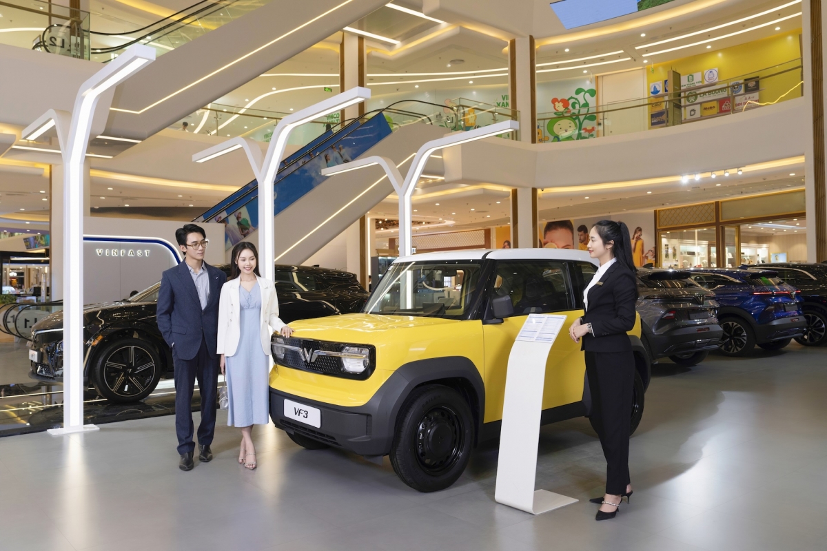 Thị trường ô tô tháng cuối năm: Cao điểm ưu đãi - cuộc đua “chốt sổ”