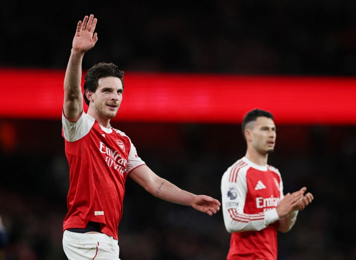 Sau vòng 18 Ngoại hạng Anh 2025/2026: Tam mã đua vô địch