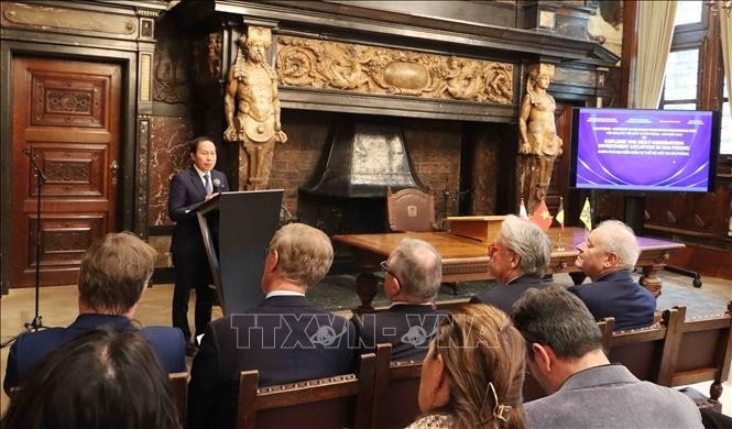 hai phong seeks to promote port connectivity with belgian city picture 1