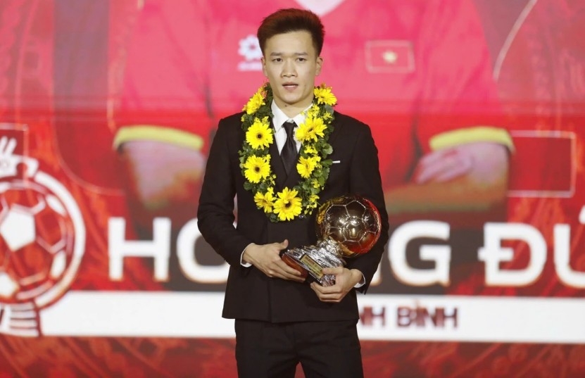 hoang duc wins third vietnam golden ball as dinh bac claims silver ball picture 1