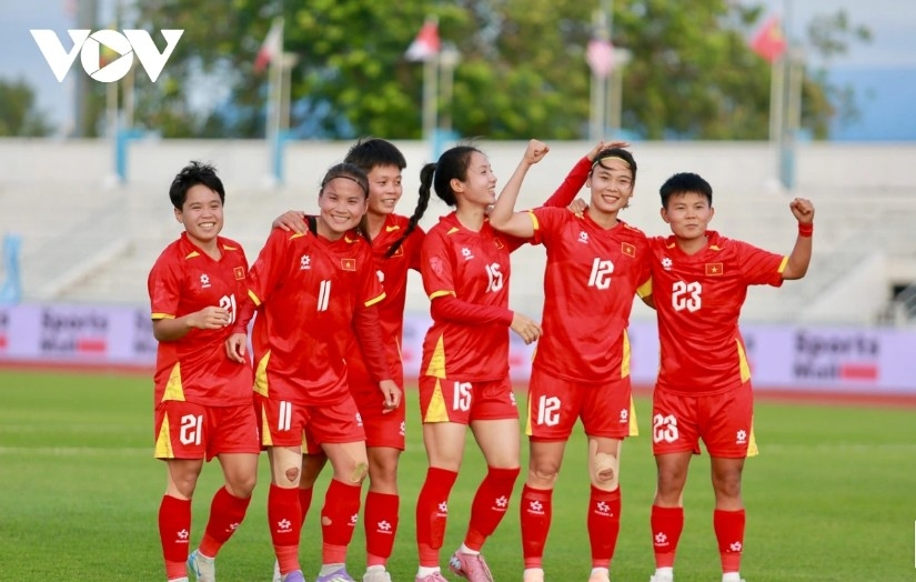 vietnam women thrash indonesia 5-0 to reach sea games 33 final picture 1