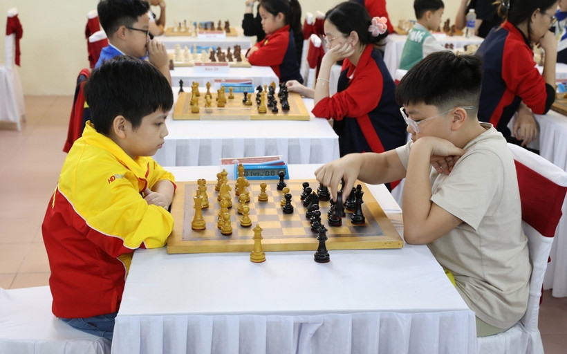 more than 100 players join first ninh binh gm im fm chess tournament 2025 picture 1