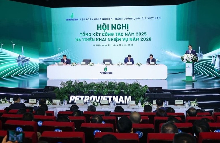 petrovietnam urged to take leading role in vietnam s growth picture 1
