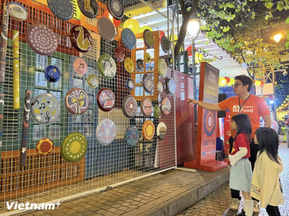 hanoi dep sound launched, city s night-time products added in tourists list picture 1