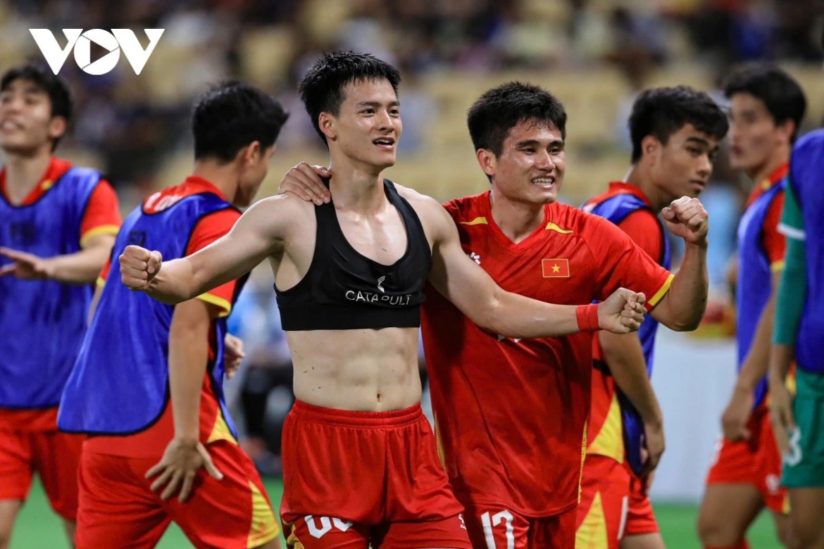 khong khi an mung chuc vo dich sea games 33 cua Dt u22 viet nam hinh anh 2