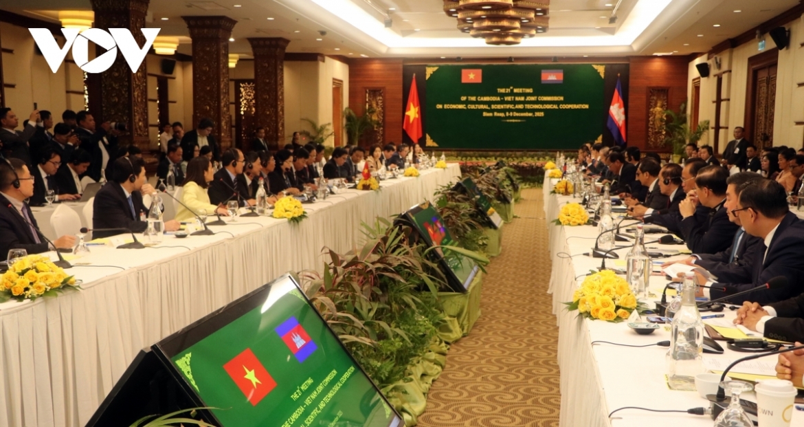Vietnam and Cambodia pledge deeper economic ties, security cooperation