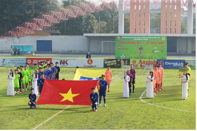 dau an mua giai bong da thpt ha noi an ninh thu do nam 2025, cup number 1 active hinh anh 1