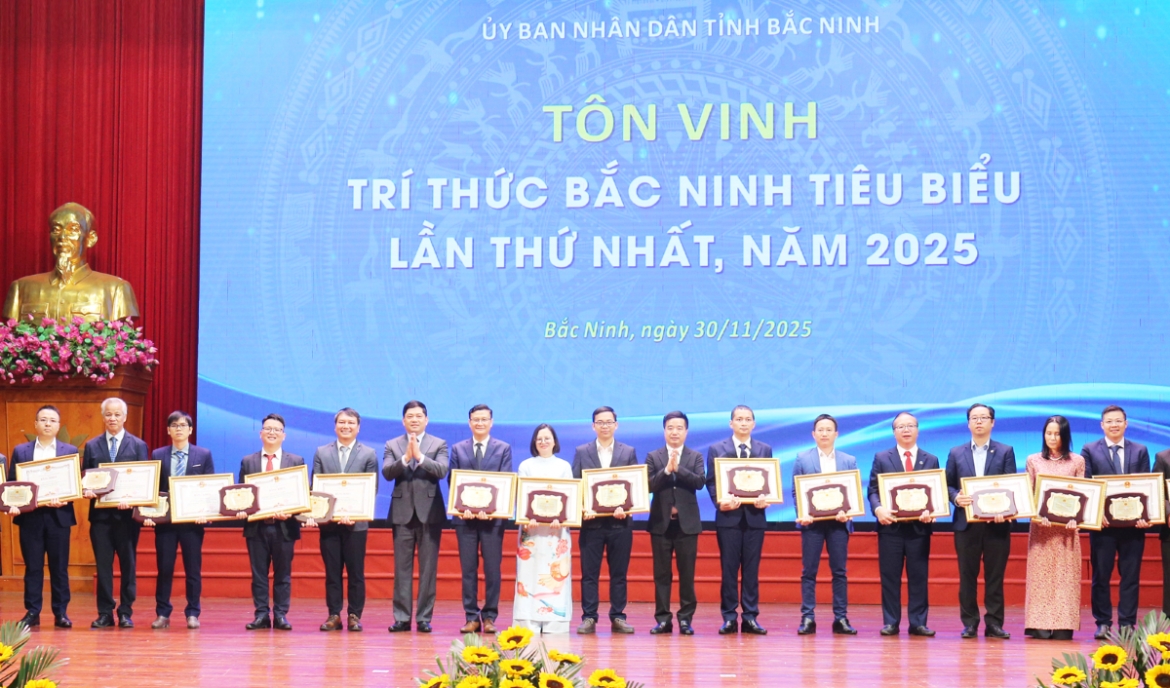Lễ tôn vinh trí thức Bắc Ninh tiêu biểu lần thứ Nhất năm 2025