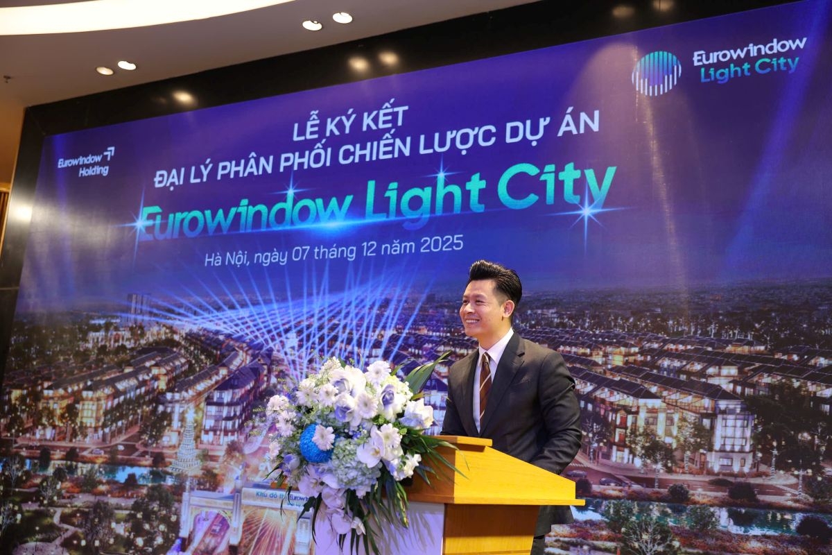 eurowindow holding ky ket dai ly chien luoc phan phoi du an eurowindow light city hinh anh 2