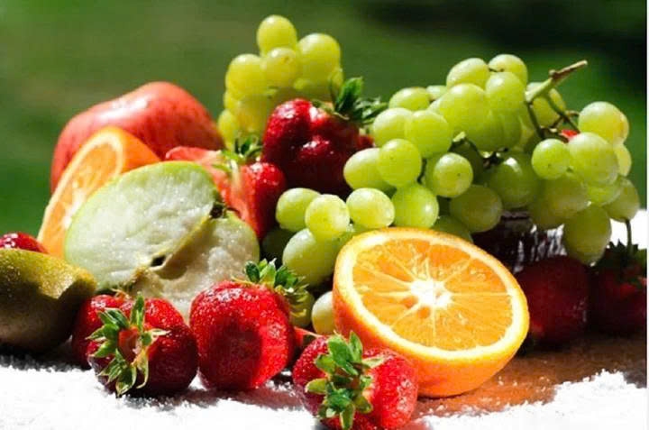 Trái cây sấy khô rất ngon bổ, nhưng những người này ăn vào lại độc hại