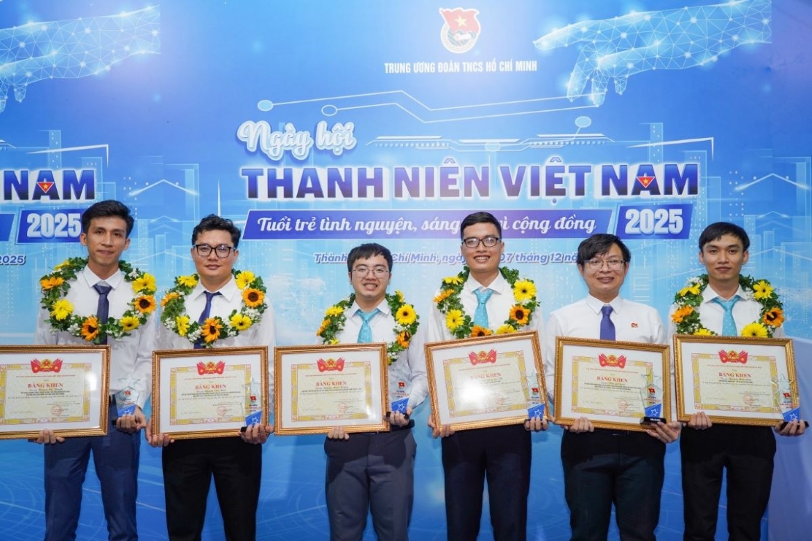 vinh danh tai le trao giai tuoi tre sang tao toan quoc nam 2025 hinh anh 3