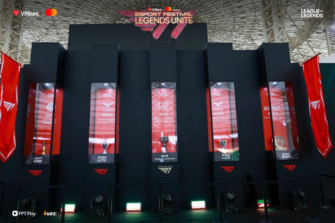 faker va t1 khuay dong le hoi esports lon chua tung co tai viet nam hinh anh 2