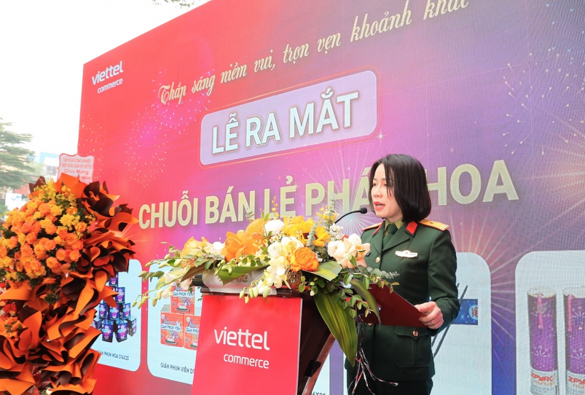 he thong ban le viettel khai truong chuoi kinh doanh phao hoa dan dung hinh anh 1