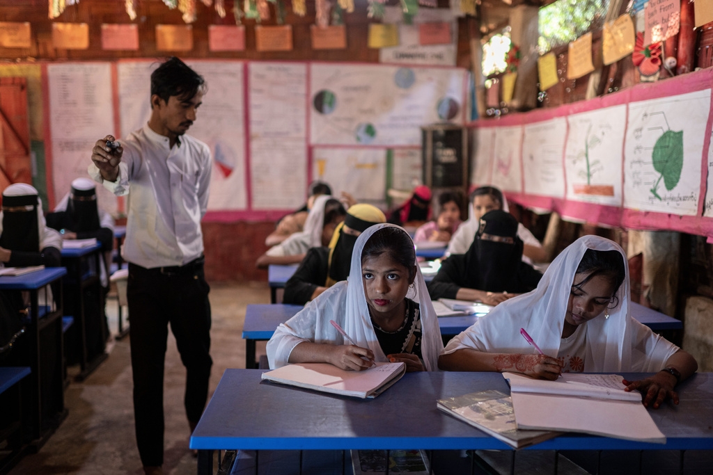 vien tro sut giam, tre em tai cac trai ti nan rohingya doi mat nguy co mat an toan hinh anh 2