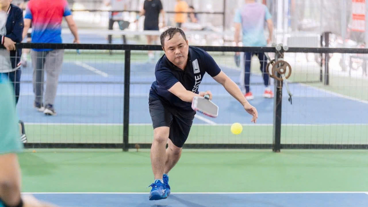 Không nên chơi Pickleball sau 21h