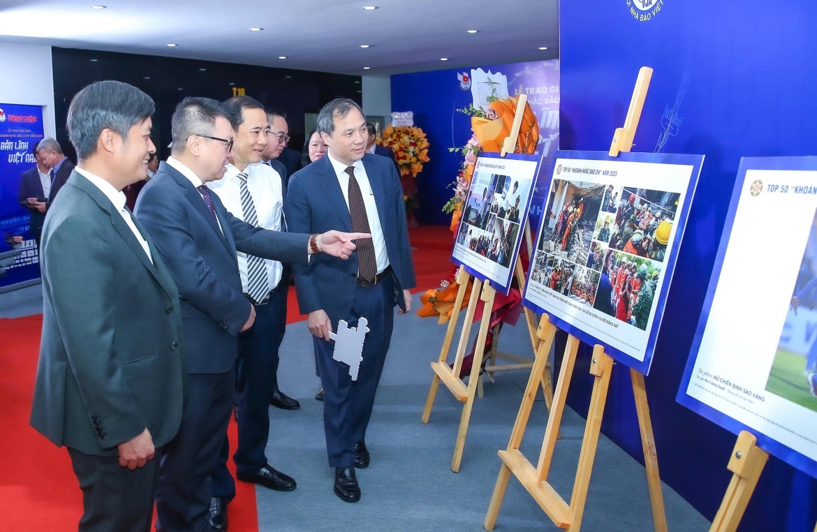 le trao giai anh khoanh khac bao chi 2025 hinh anh 7