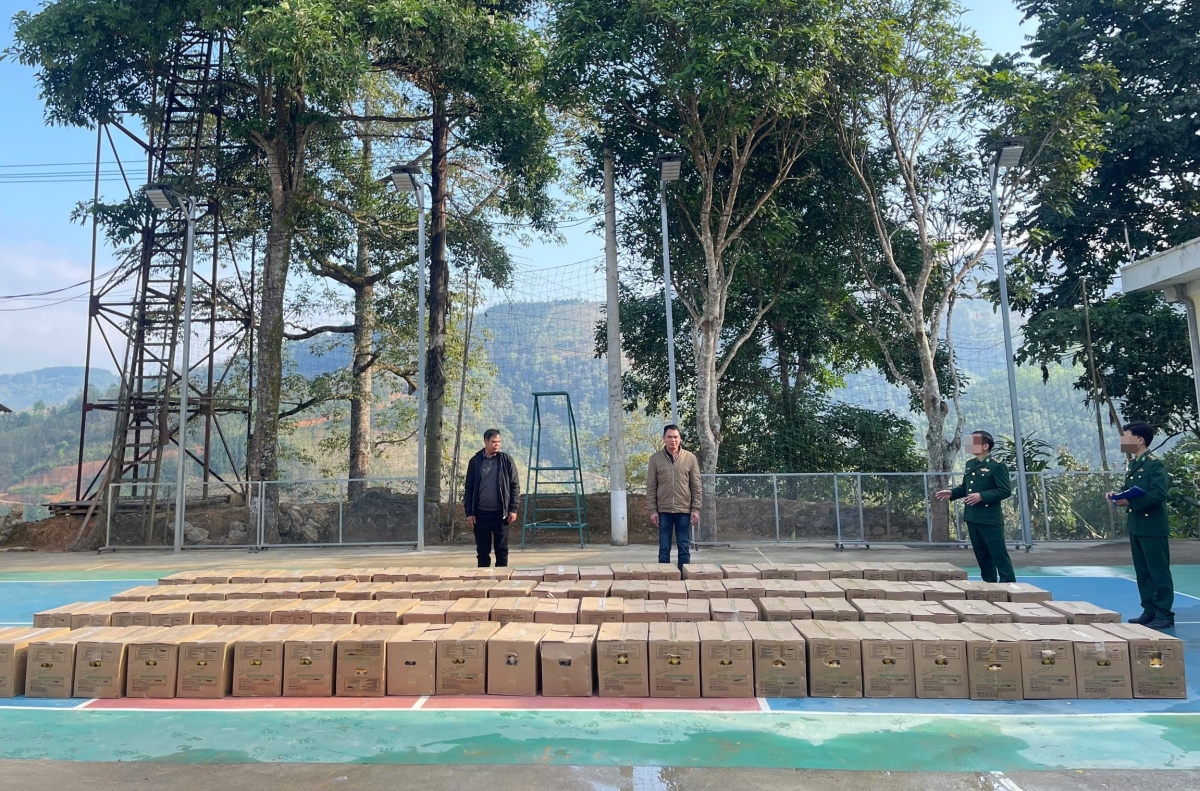 Cao Bằng bắt giữ vụ vận chuyển hơn 34.000 quả trứng gà nhập lậu