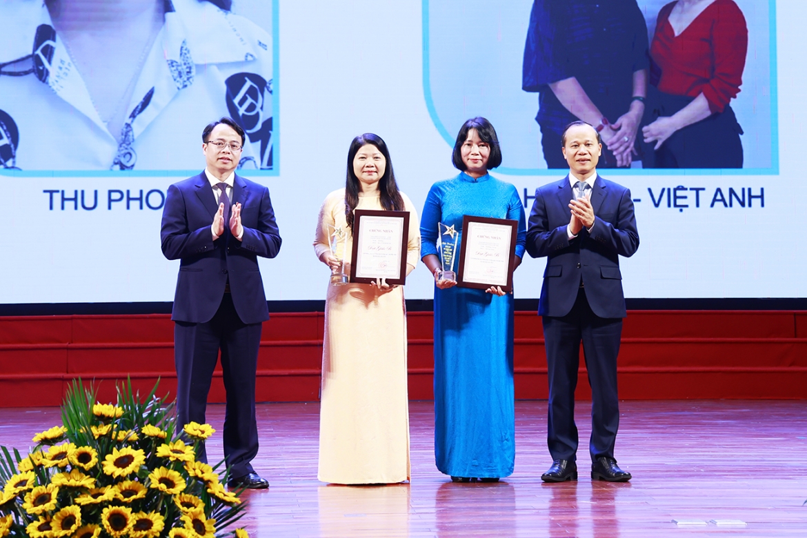 bac ninh vinh danh nhieu tap the, ca nhan ve khcn va cong dan so nam 2025 hinh anh 2