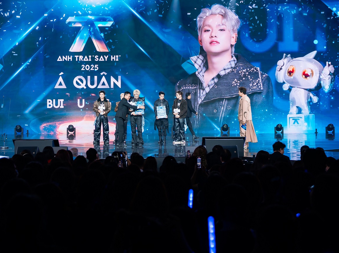 A quan buitruonglinh noi ve chien thang lon nhat sau anh trai say hi hinh anh 1