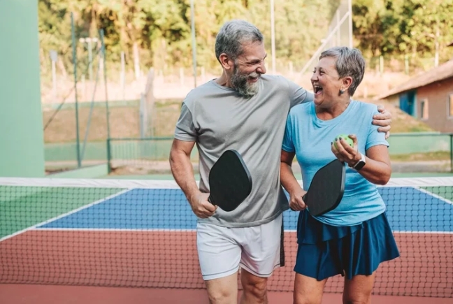 vi sao pickleball la lua chon hang dau de tang tuoi tho hinh anh 2