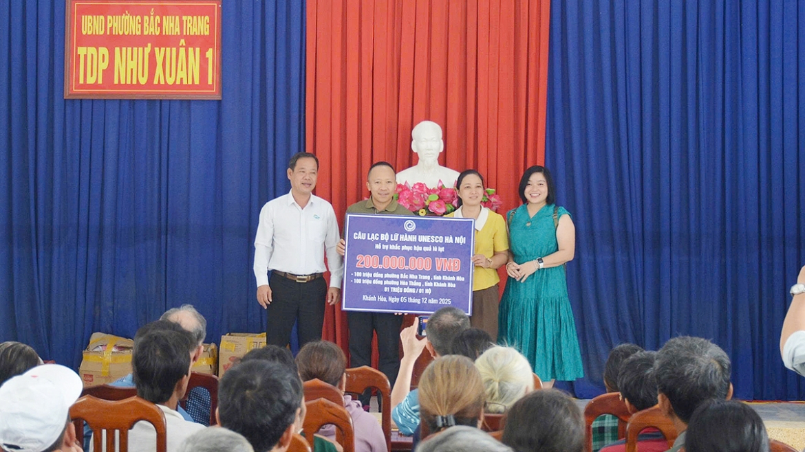doanh nghiep du lich chung tay ho tro nguoi dan khanh hoa chiu thiet hai do mua lu hinh anh 3