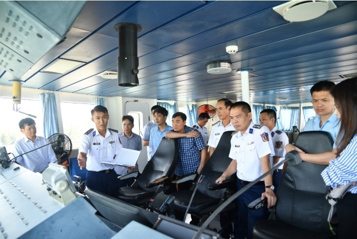 coast guard region 2 command effectively handles maritime violations picture 1